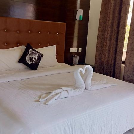 Hotel 7 Heights Mussoorie Bagian luar foto
