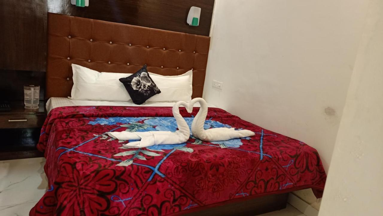 Hotel 7 Heights Mussoorie Bagian luar foto