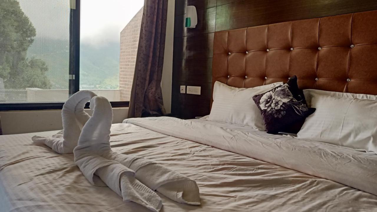Hotel 7 Heights Mussoorie Bagian luar foto