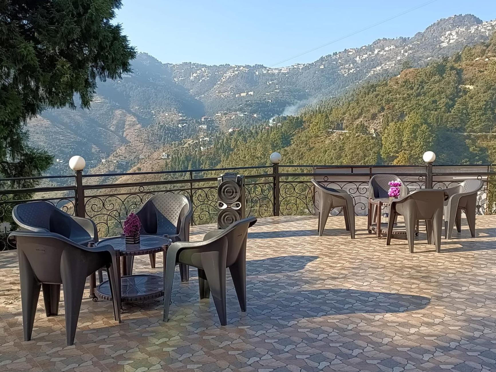 Hotel 7 Heights Mussoorie Bagian luar foto